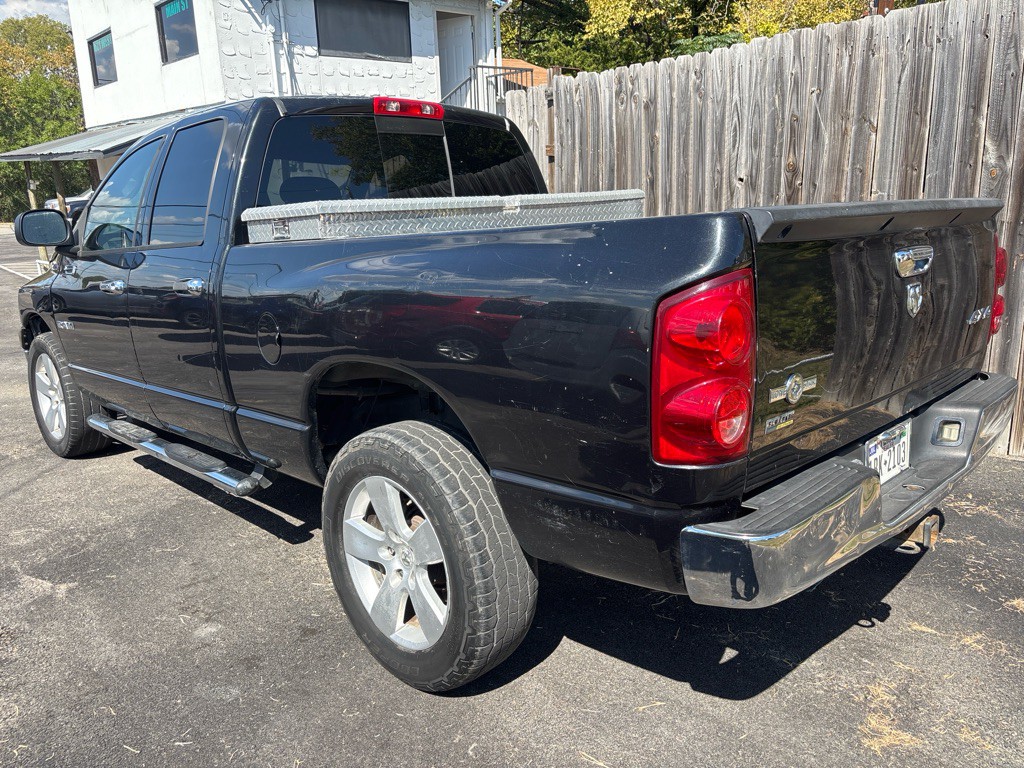 2008 Dodge Ram 1500 Image 3