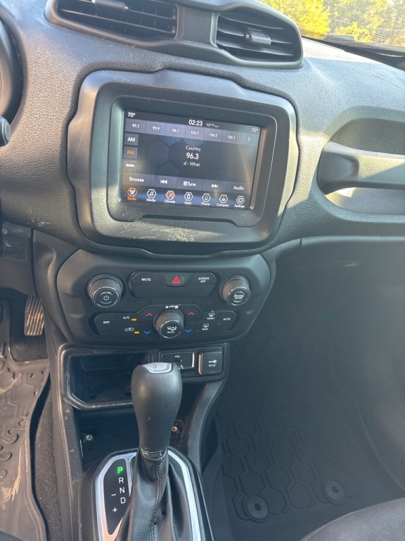 2018 Jeep Renegade Image 25