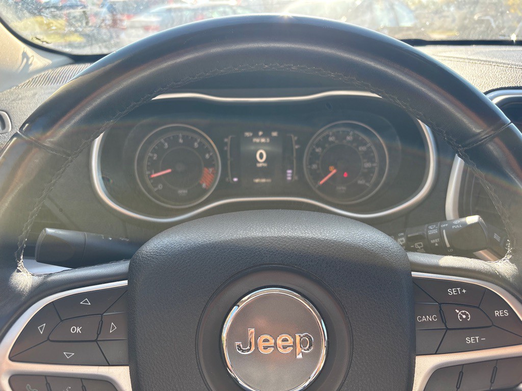 2014 Jeep Cherokee Image 10