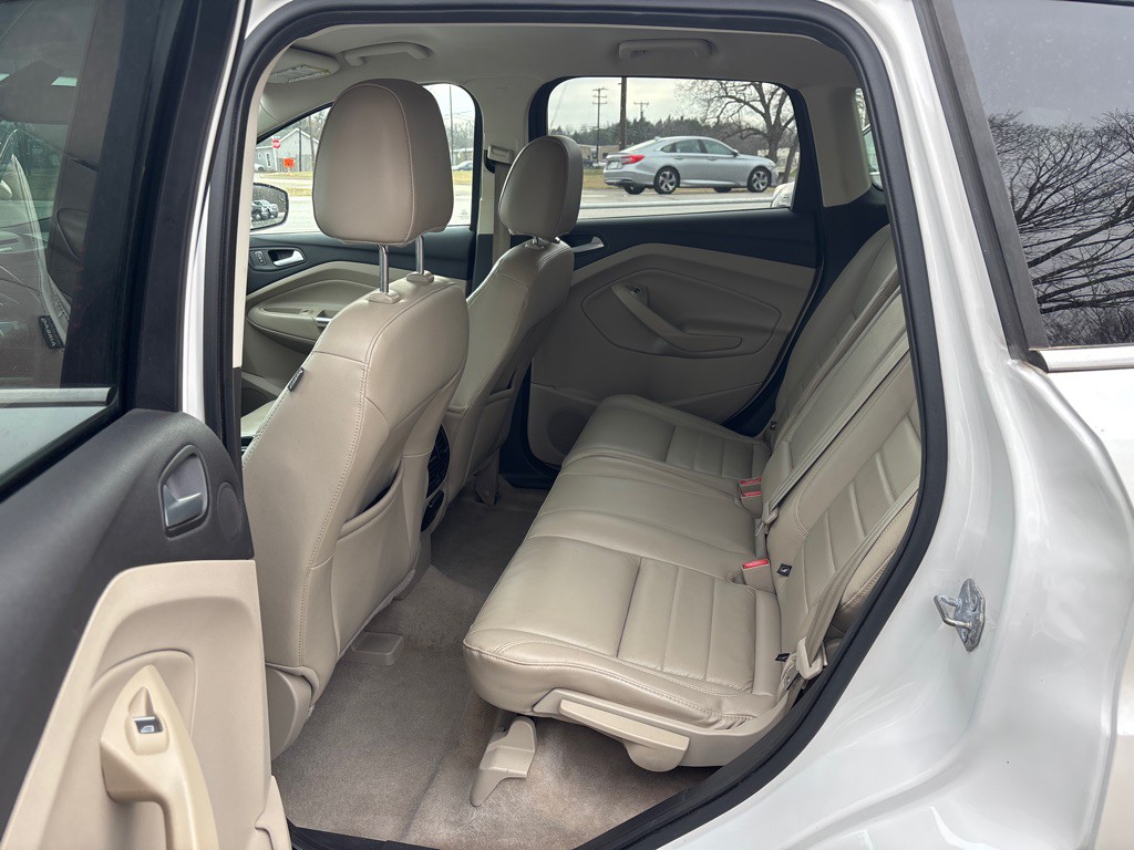 2015 Ford Escape Image 17