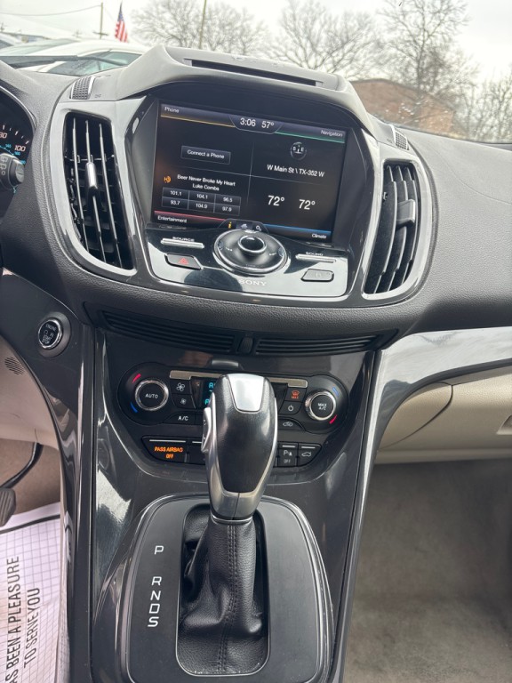 2015 Ford Escape Image 22