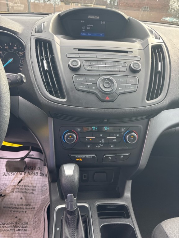 2017 Ford Escape Image 10