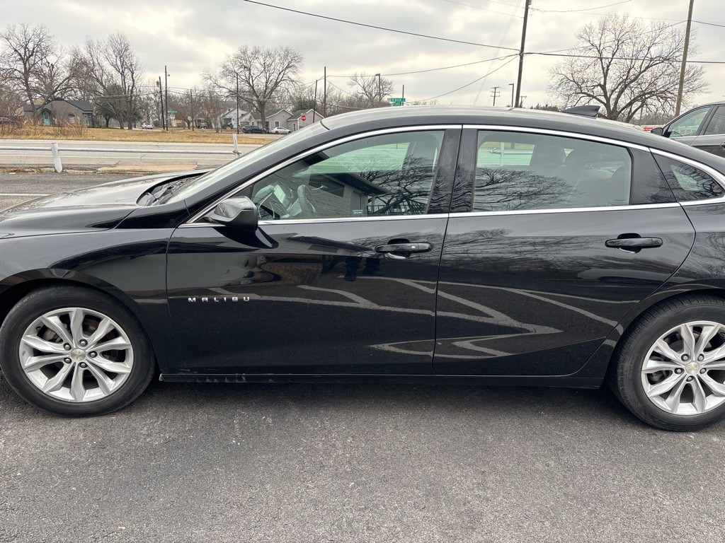 2020 Chevrolet Malibu Image 4