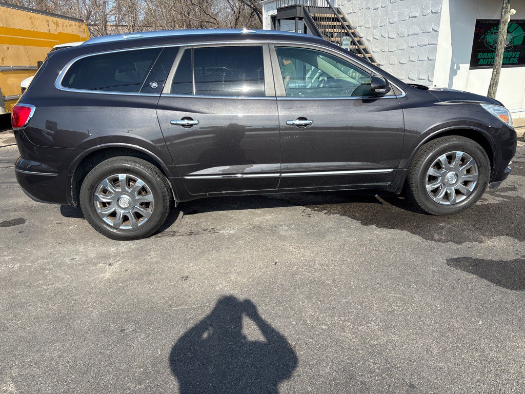 2017 Buick Enclave Image 13