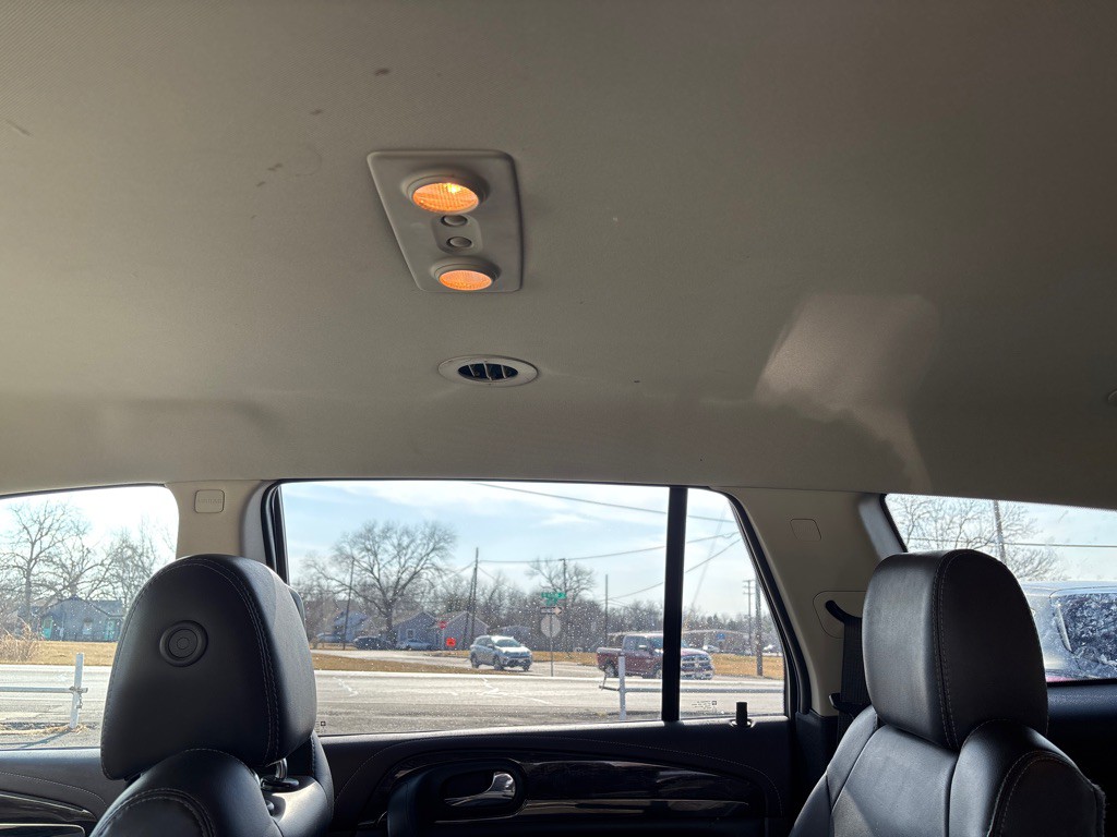 2017 Buick Enclave Image 23