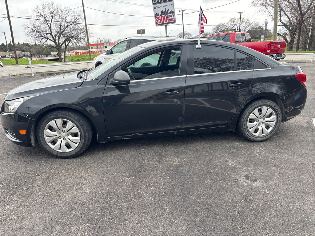 2012 Chevrolet Cruze Image 4