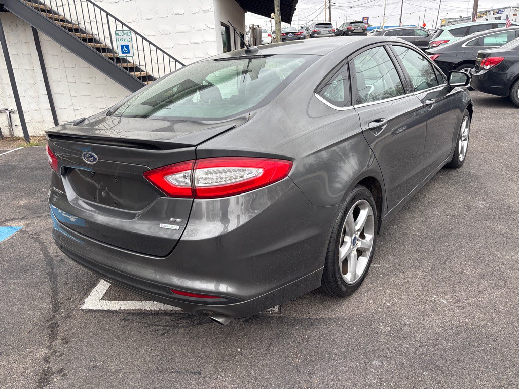 2015 Ford Fusion Image 13