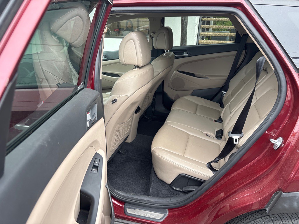 2016 Hyundai Tucson Image 8