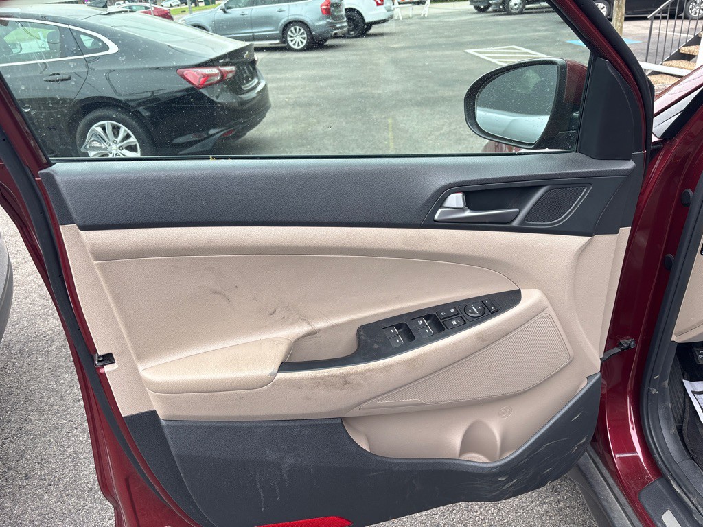 2016 Hyundai Tucson Image 9