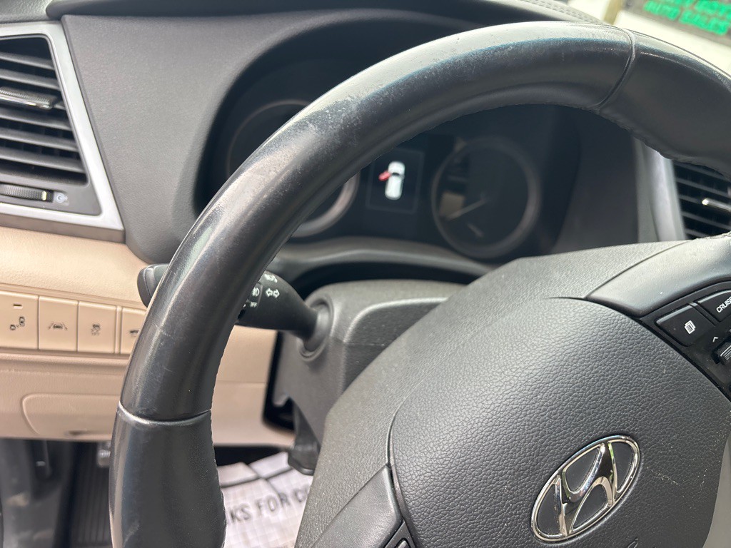 2016 Hyundai Tucson Image 13