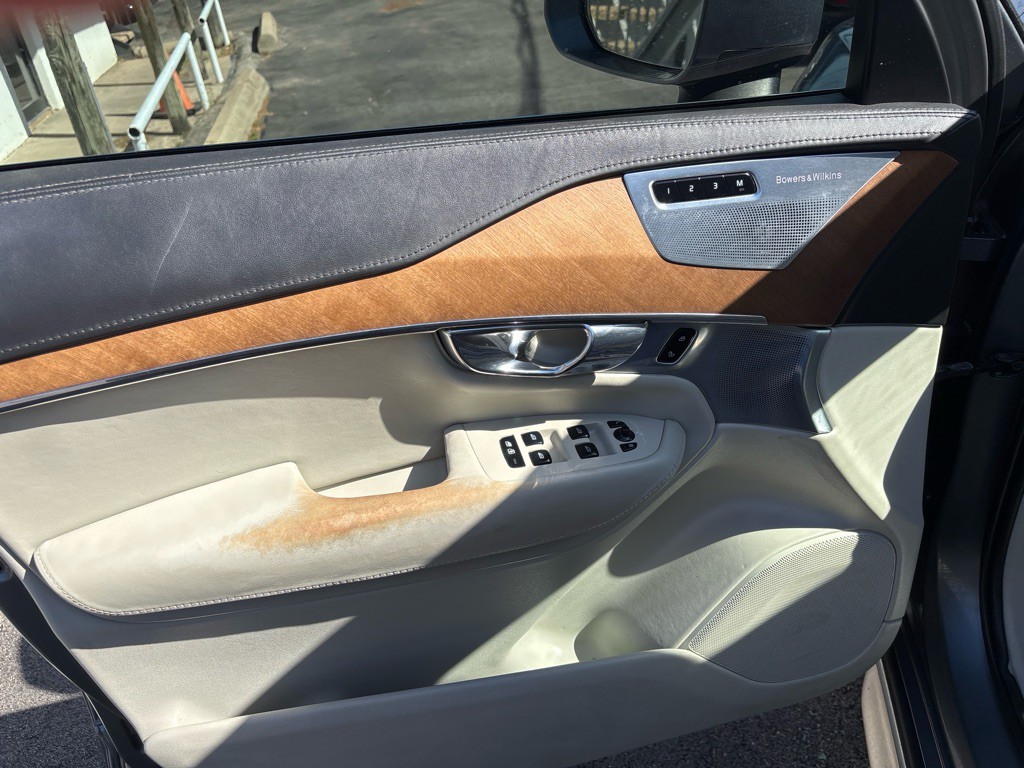 2016 Volvo XC90 Image 13