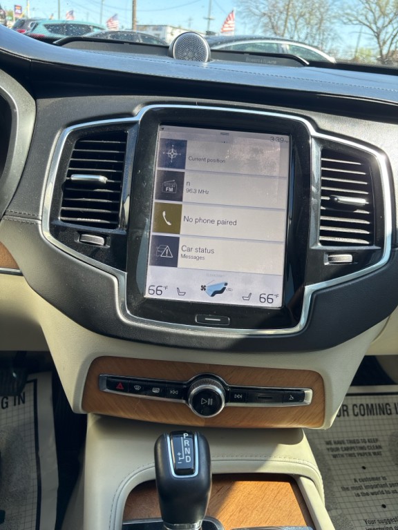 2016 Volvo XC90 Image 15