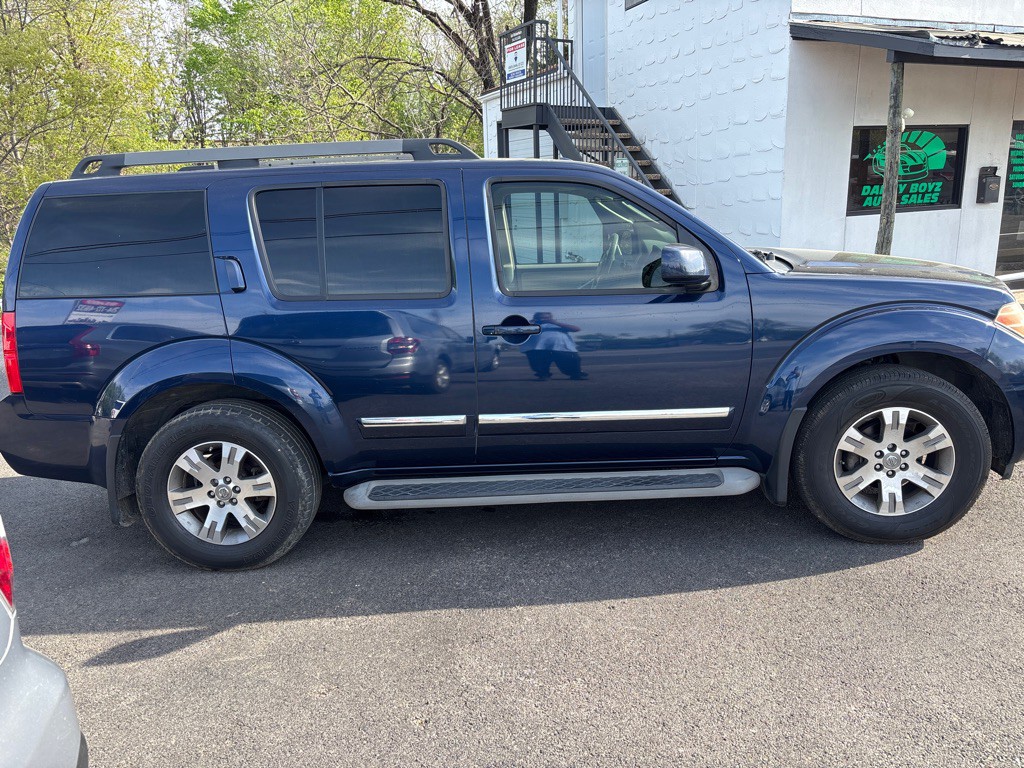 2011 Nissan Pathfinder Image 8