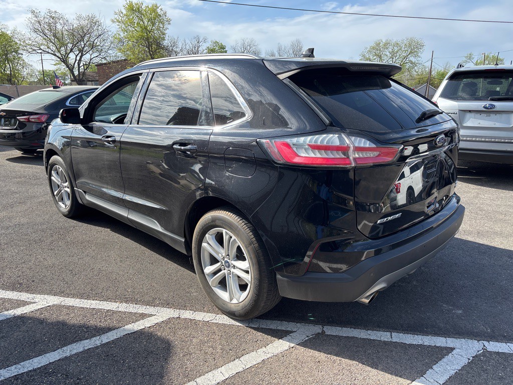 2020 Ford Edge Image 5