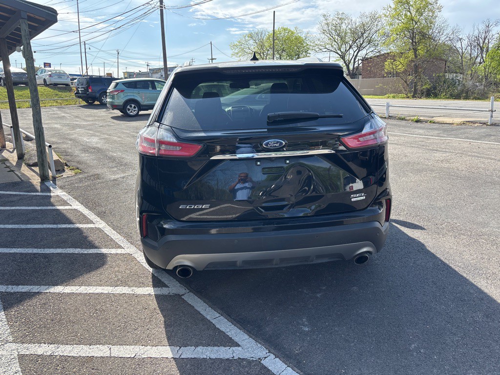 2020 Ford Edge Image 6