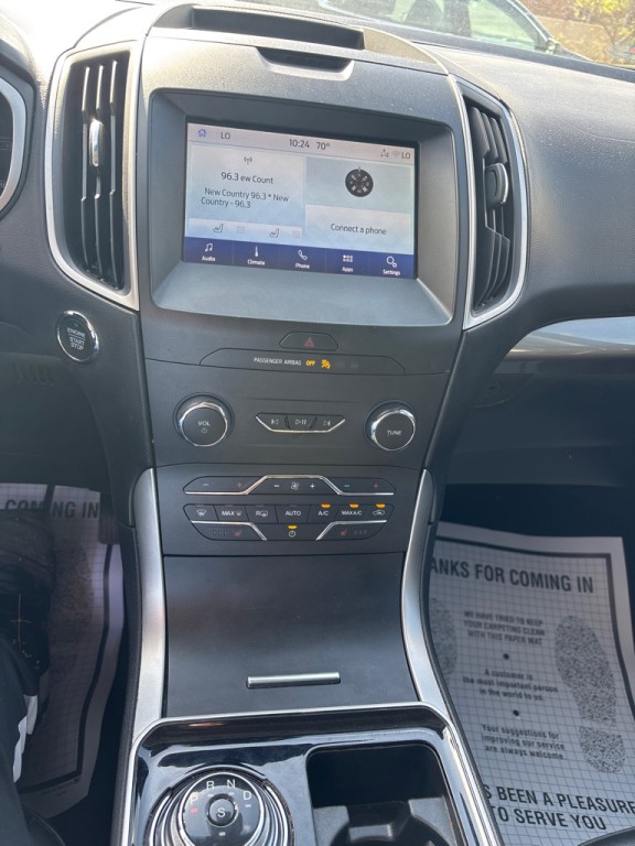2020 Ford Edge Image 12