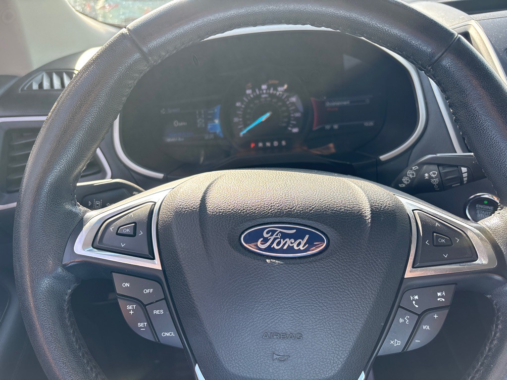 2020 Ford Edge Image 14