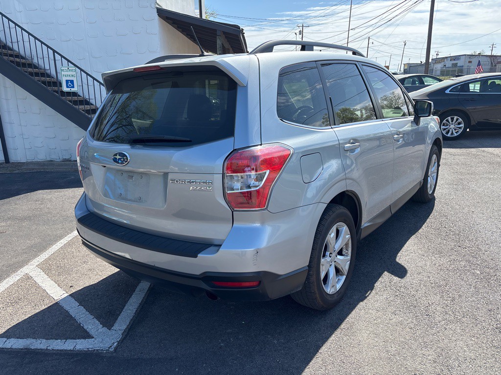 2015 Subaru Forester Image 7