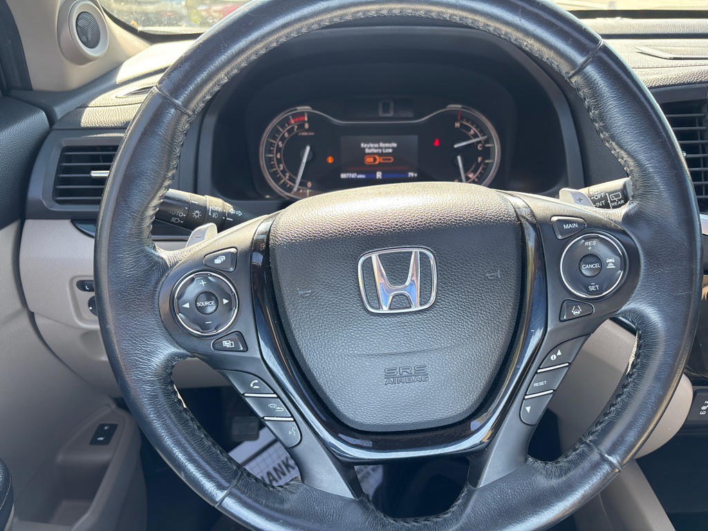 2016 Honda Pilot Image 17