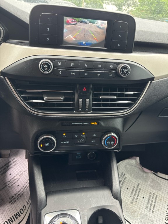 2021 Ford Escape Image 23