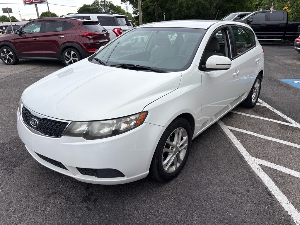 2011 Kia Forte Image 3