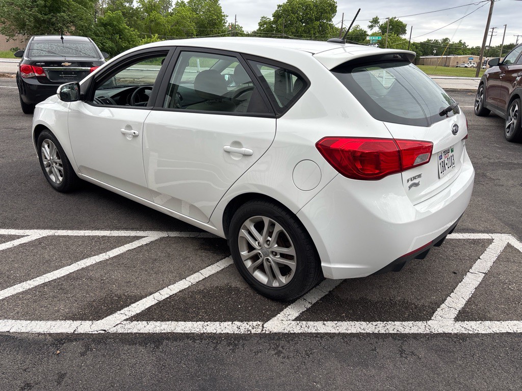 2011 Kia Forte Image 5
