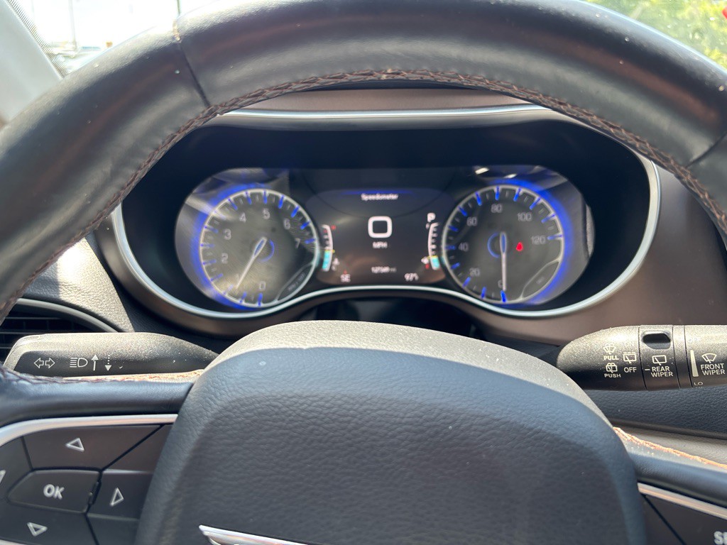 2017 Chrysler Pacifica Image 31