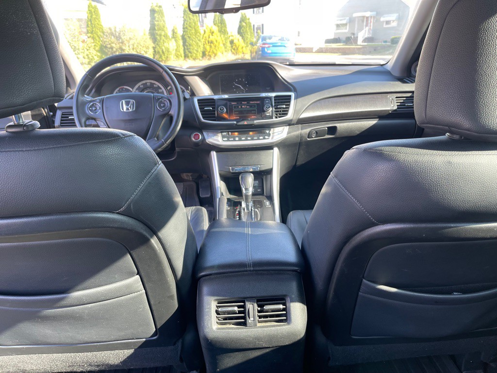 2014 Honda Accord Image 9