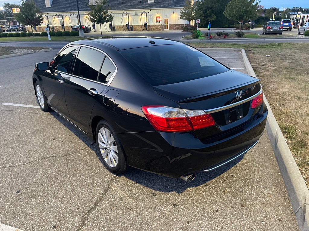 2014 Honda Accord Image 18
