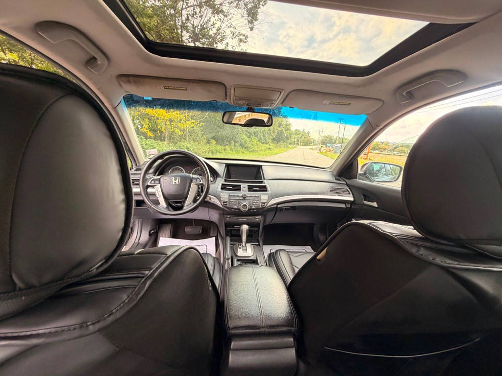 2008 Honda Accord Image 9