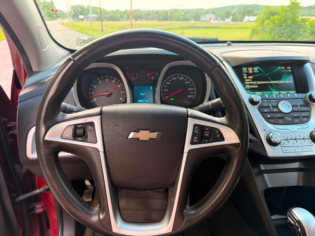 2010 Chevrolet Equinox Image 11