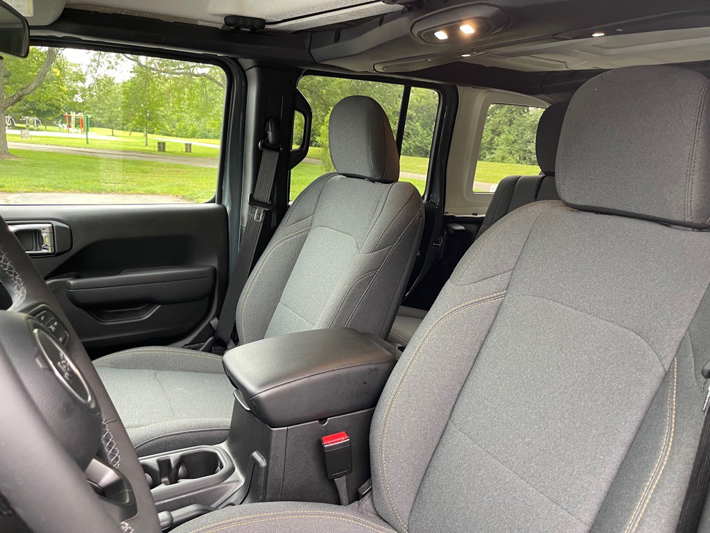 2025 Jeep Wrangler Image 21