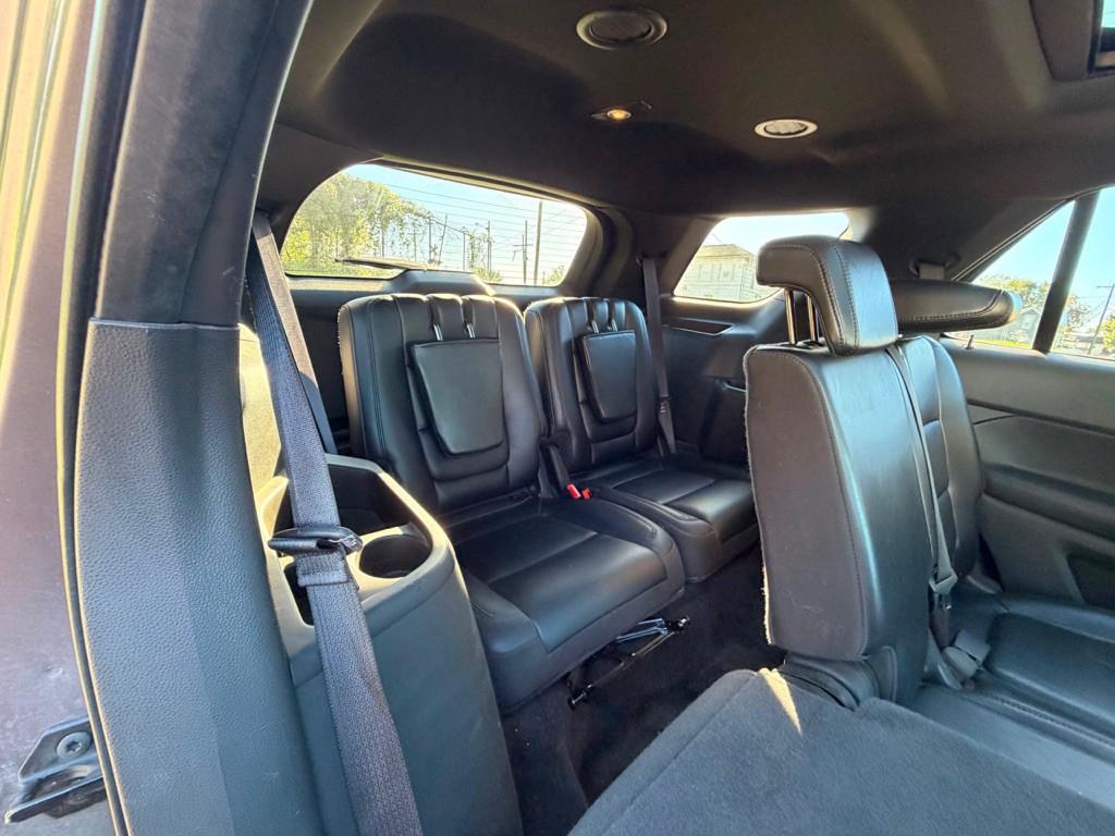 2013 Ford Explorer Image 8