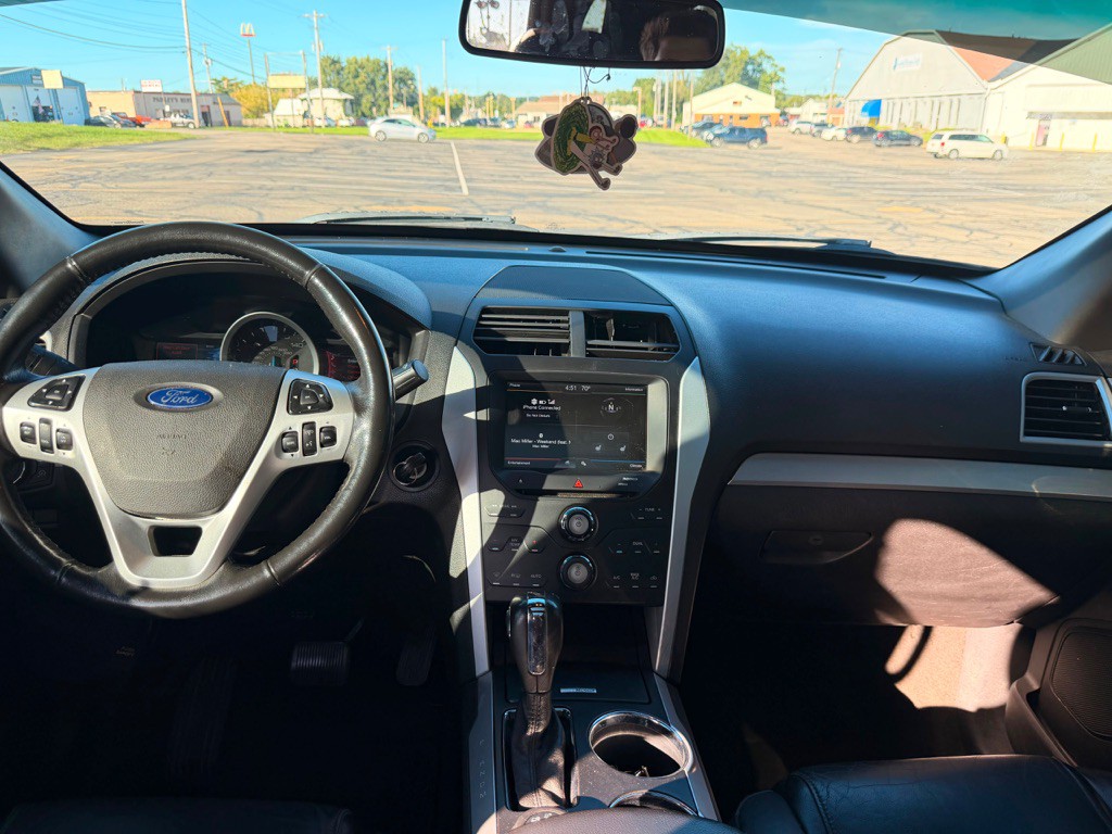 2013 Ford Explorer Image 10