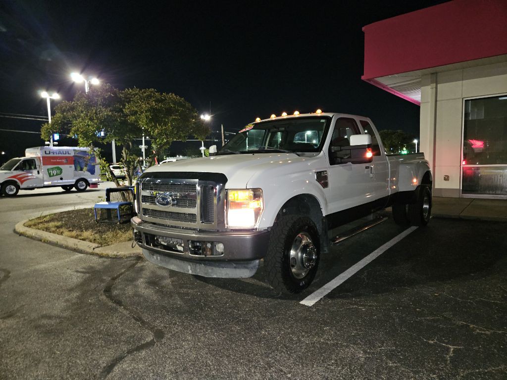 2008 Ford F-350 Image 2