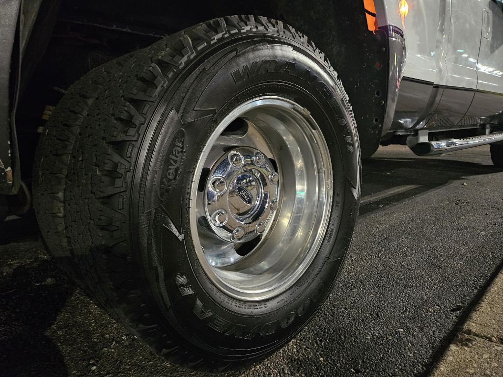 2008 Ford F-350 Image 3
