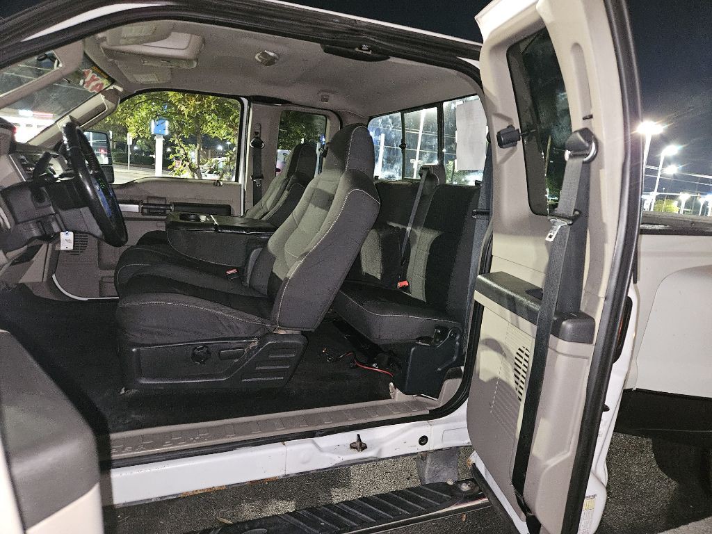 2008 Ford F-350 Image 19