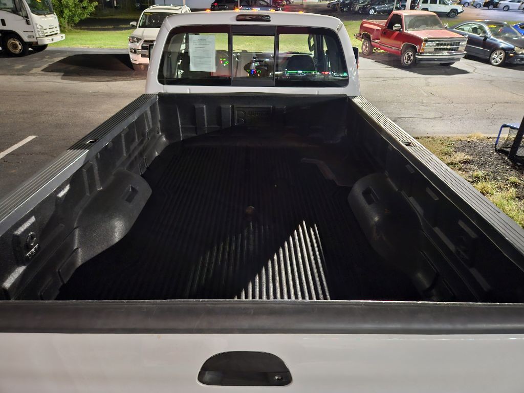 2008 Ford F-350 Image 12