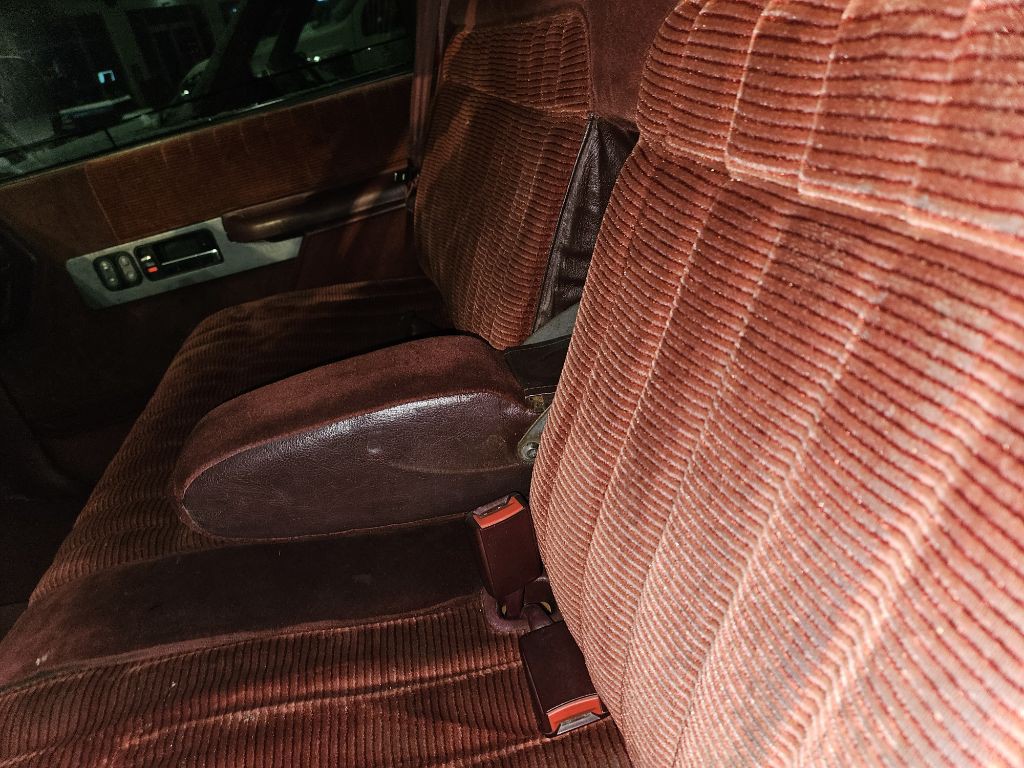 1990 Chevrolet C/K Image 18