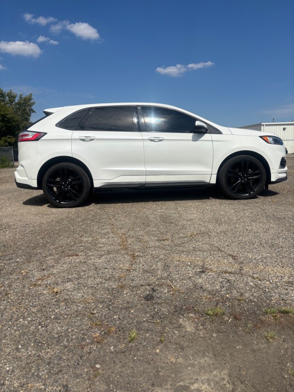 2020 Ford Edge Image 6