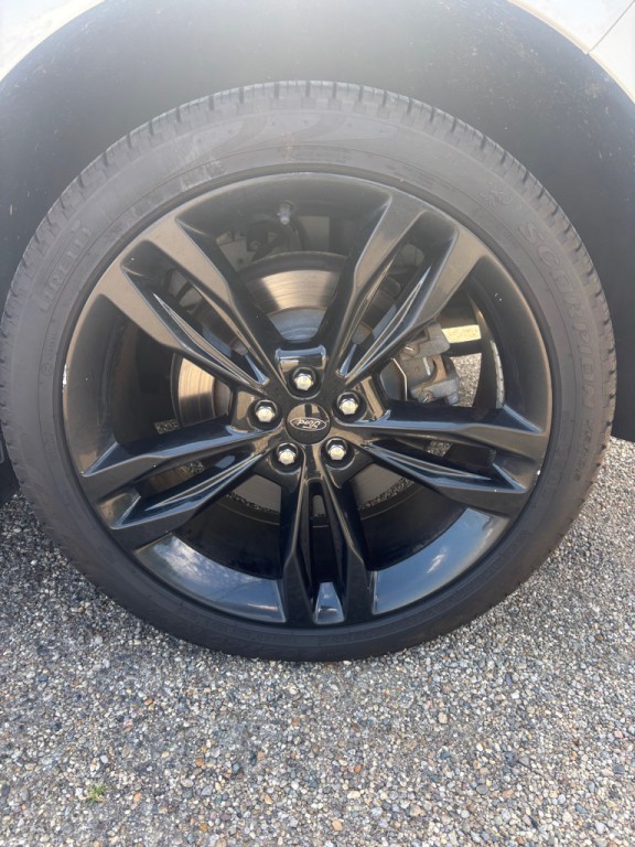 2020 Ford Edge Image 7