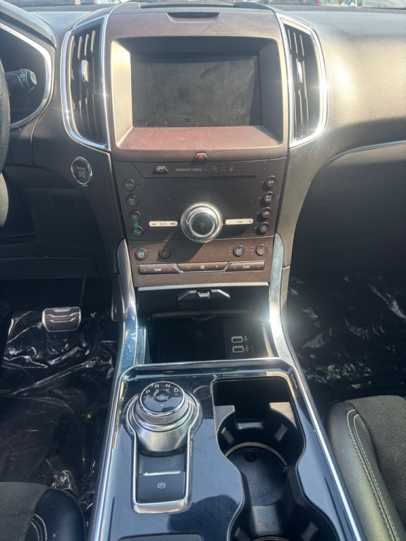 2020 Ford Edge Image 12