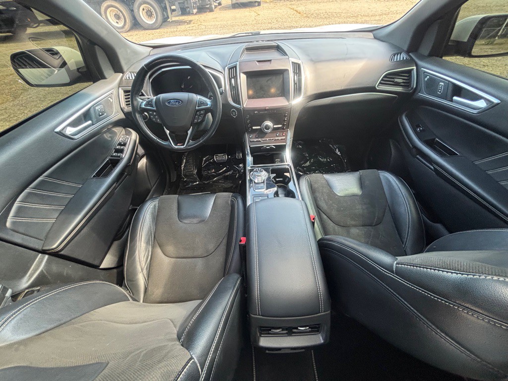 2020 Ford Edge Image 13