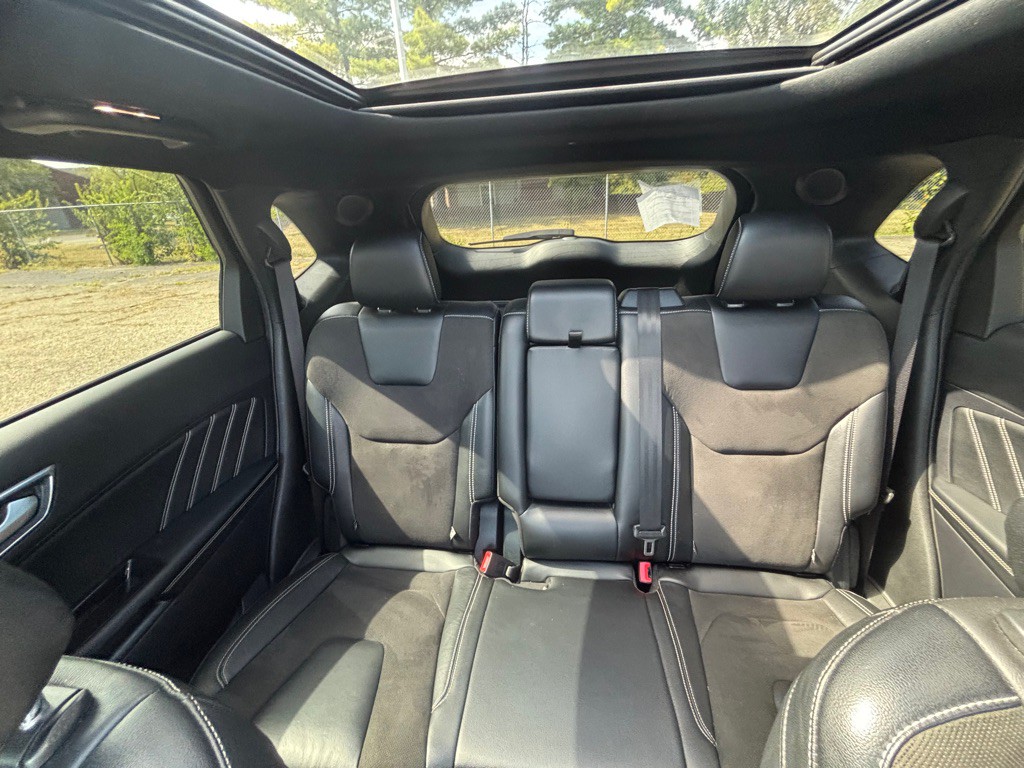 2020 Ford Edge Image 14