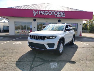 Image for 2023 Jeep Grand Cherokee Laredo ID: 6887797