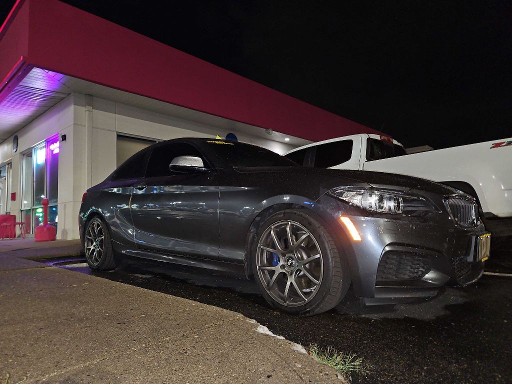 2016 BMW 2 Series Image 2