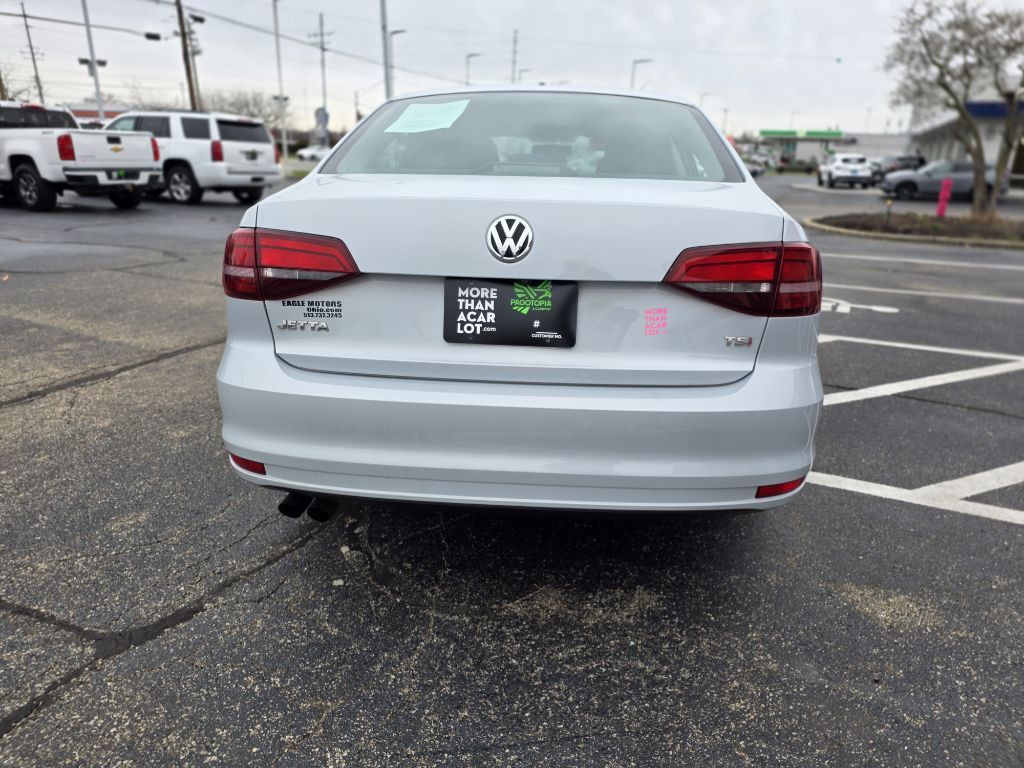 2017 Volkswagen Jetta Image 6