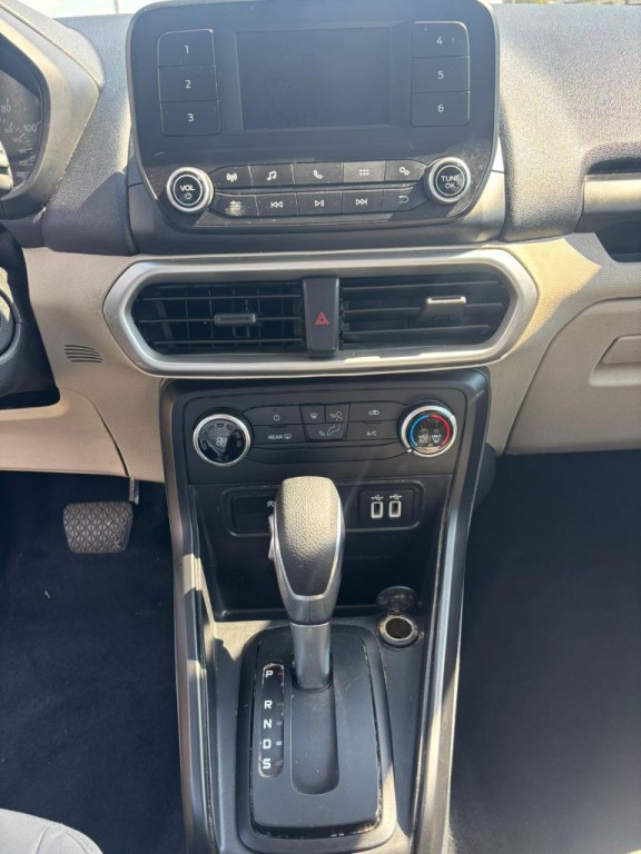 2021 Ford Econoline Image 10
