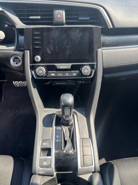 2021 Ford Econoline Image 16