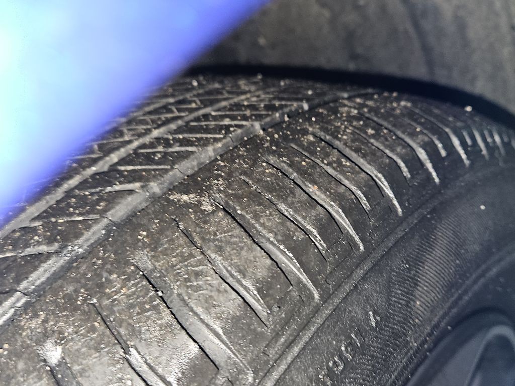 2021 Ford Econoline Image 9